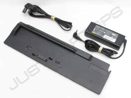 Fujitsu Lifebook Port Replicator USB 3.0 FPCPR231 CP662803 Inc. UK Power Supply